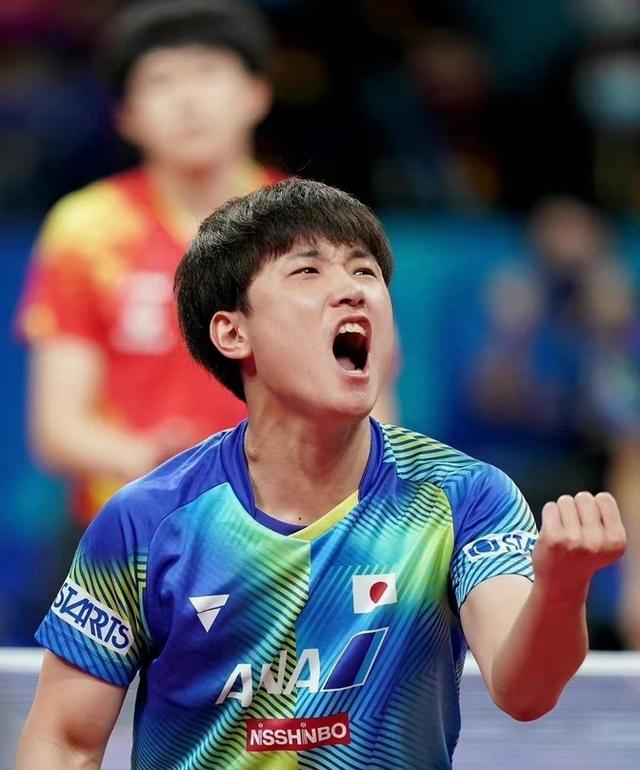 韩国乒乓球队强势中国乒乓球队，张本智和制霸全场
