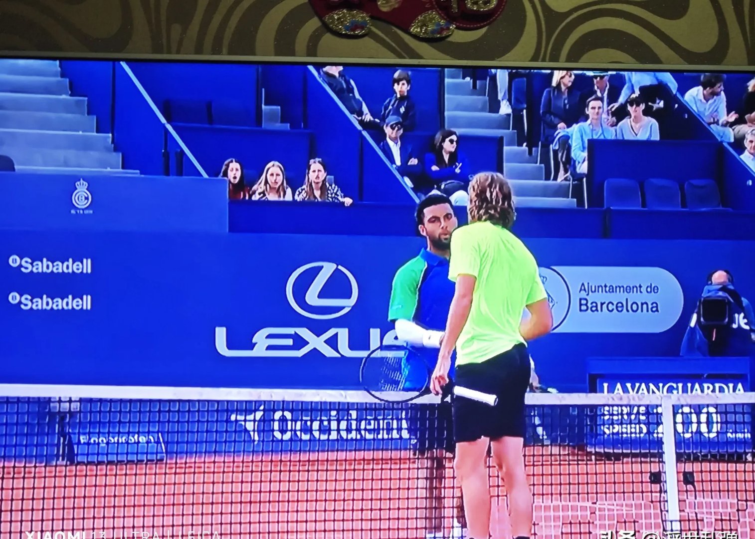 欧洲网球队鏖战西班牙网球队，西西帕斯制霸全场的简单介绍