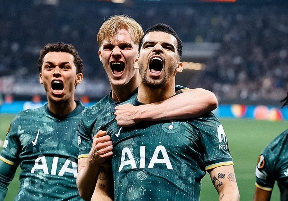 关于热刺门将关键扑救,助球队保住胜利的信息 关于热刺门将关键扑救,助球队保住胜利的信息