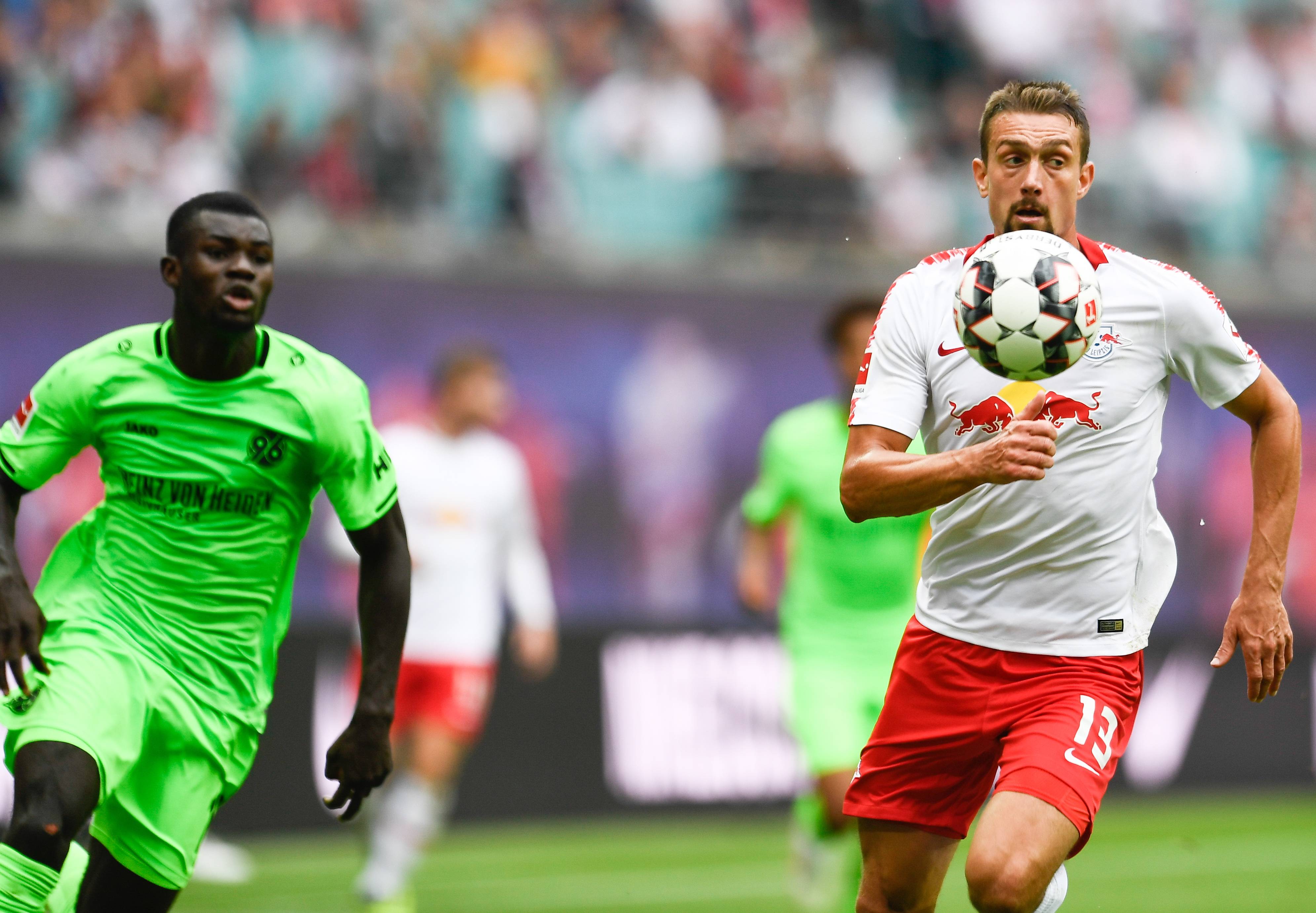 关于汉诺威主场击败科隆,德乙升级形势乐观的信息 关于汉诺威主场击败科隆,德乙升级形势乐观的信息