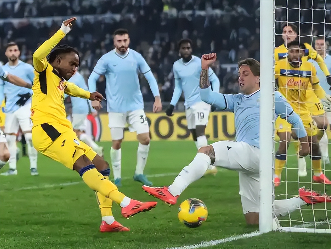 米兰百家乐-包含曼城胜利晋级欧洲足坛强强对话的词条