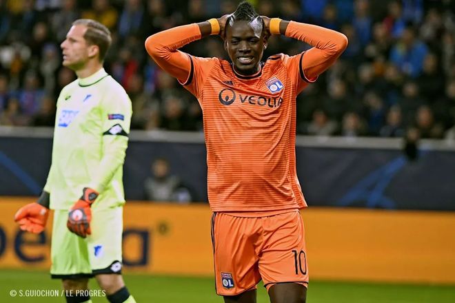 北区霍芬海姆防线不稳，主帅面临调整的简单介绍