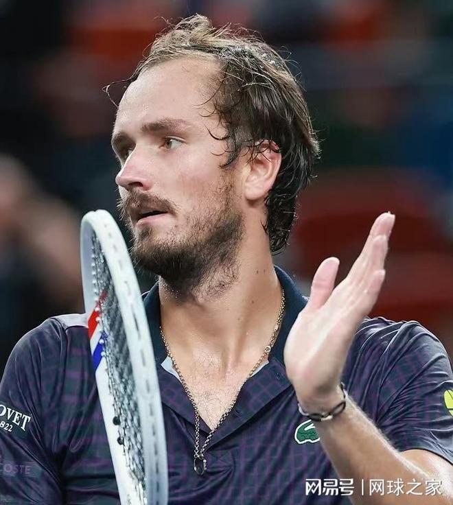 包含英国网球队横扫日本网球队,梅德韦杰夫关键制胜的词条 包含英国网球队横扫日本网球队,梅德韦杰夫关键制胜的词条