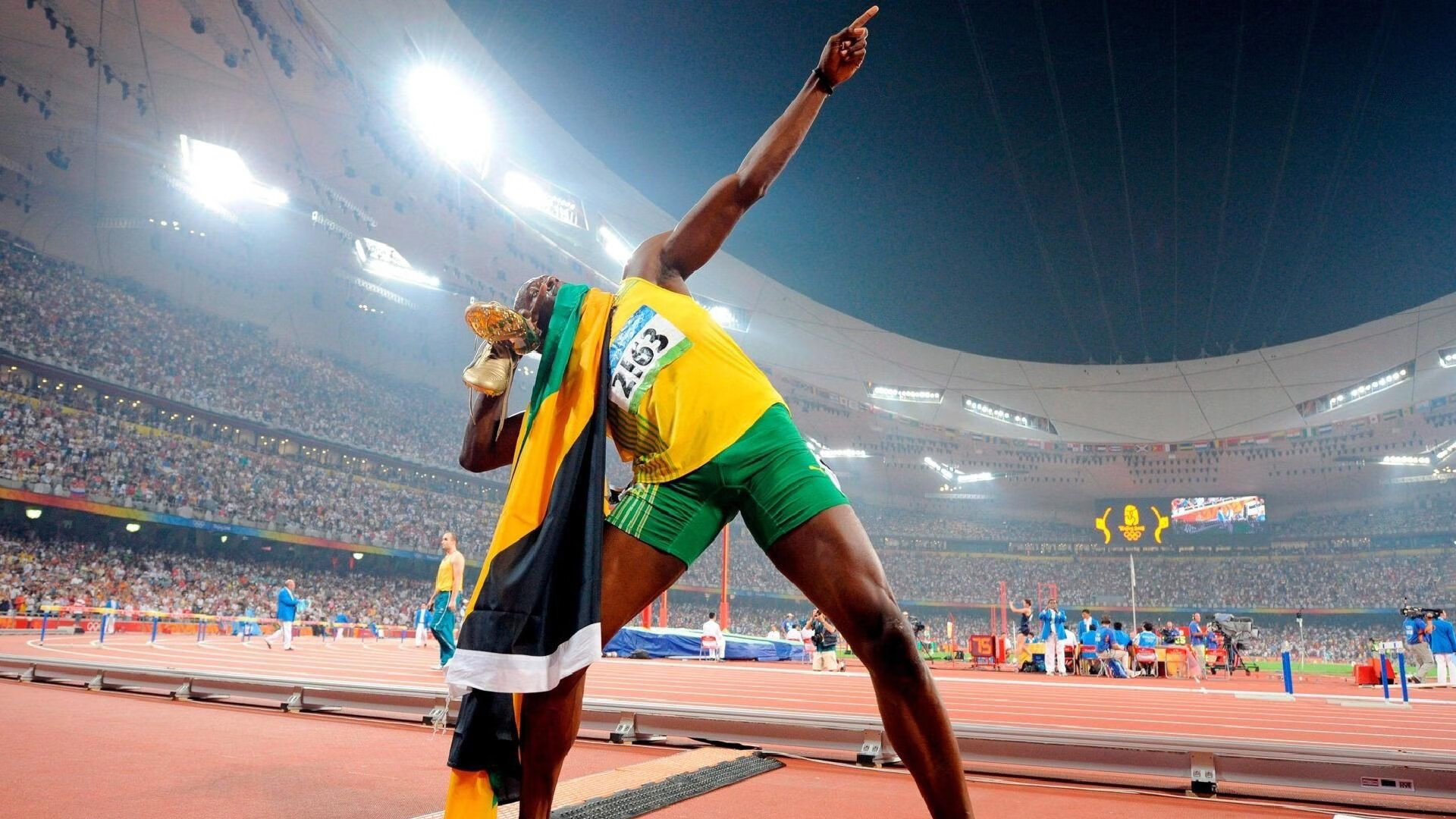 米兰捕鱼-从圣西罗到科纳克里，加维的关键先生之路与几内亚足球的里程碑之夜