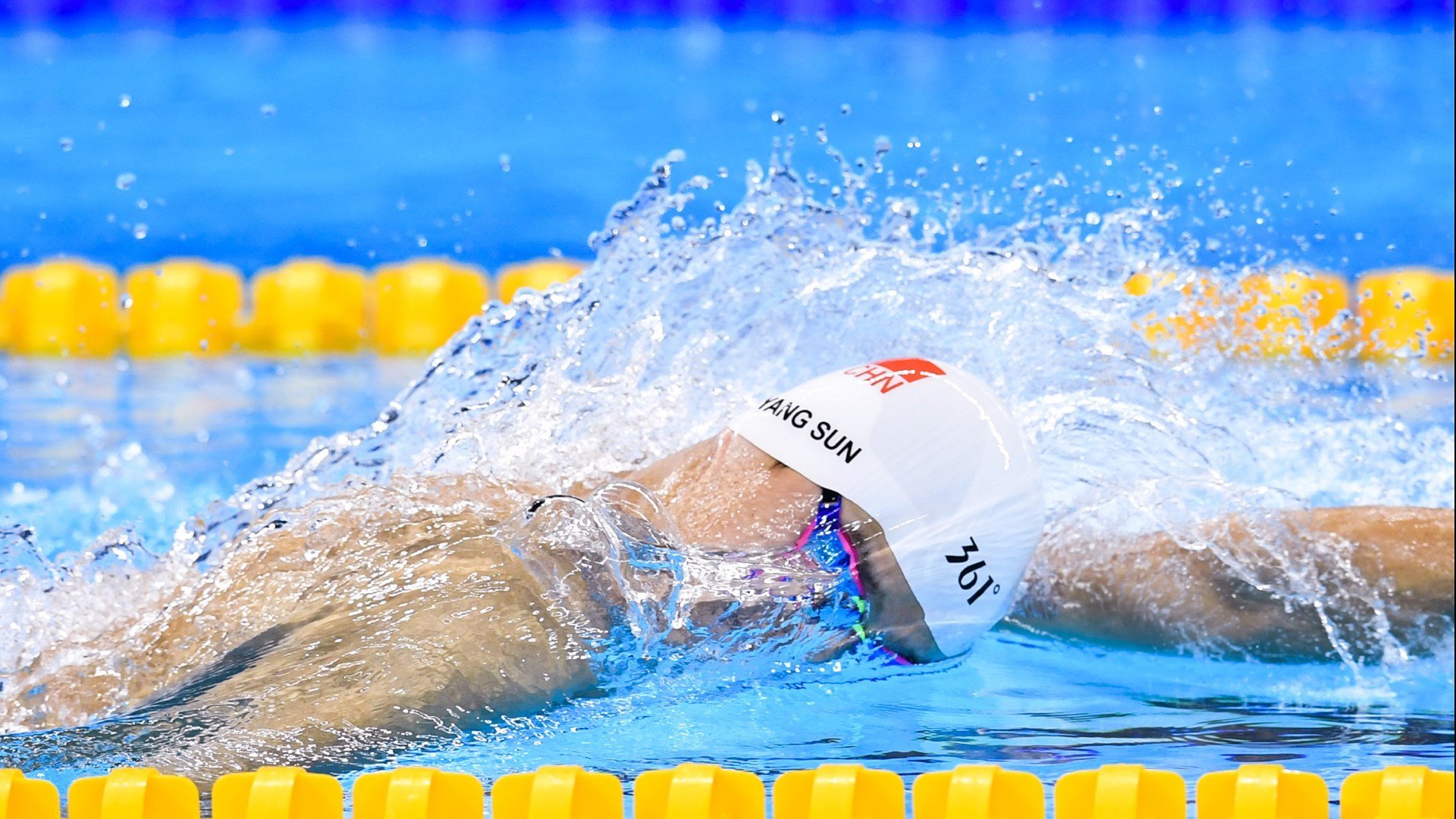 英格拉姆世界排名争夺战接管比赛，马刺式强压令活塞窒息