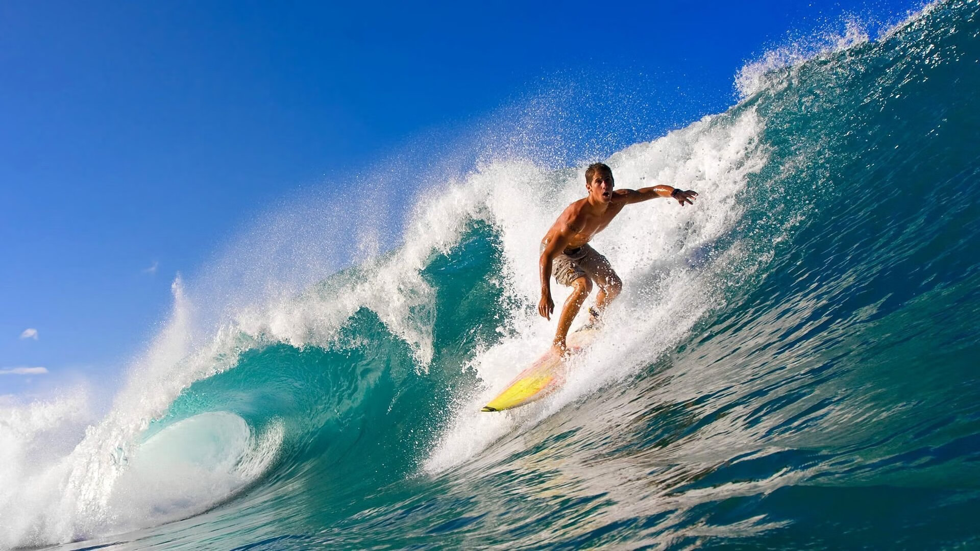 米兰-卡塞米罗压制级发挥定乾坤，喀麦隆爆冷荷兰显足球无常